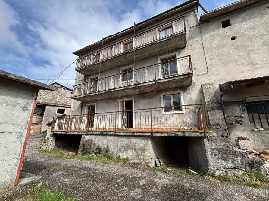 Immagine 24 di Villetta a schiera in vendita  in Scardon a Roverè Veronese