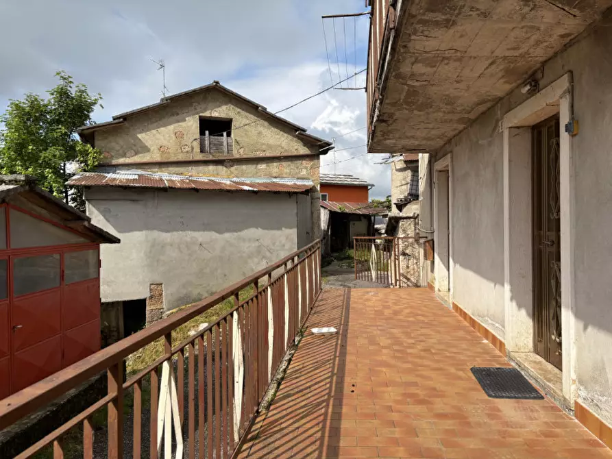 Immagine 31 di Villetta a schiera in vendita  in Scardon a Roverè Veronese