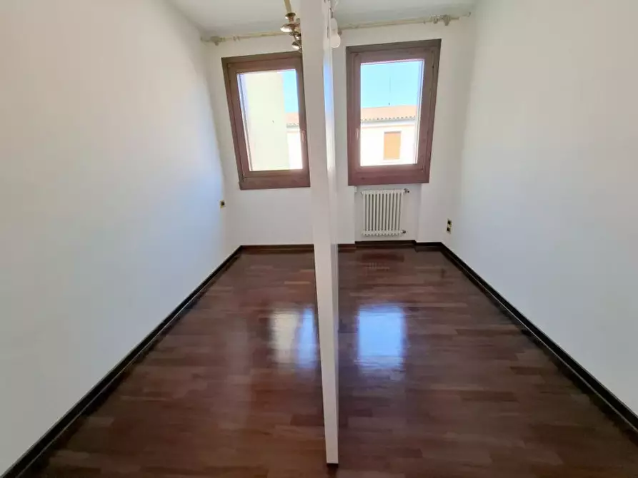 Immagine 26 di Villetta a schiera in vendita  in Via Euganea a Padova