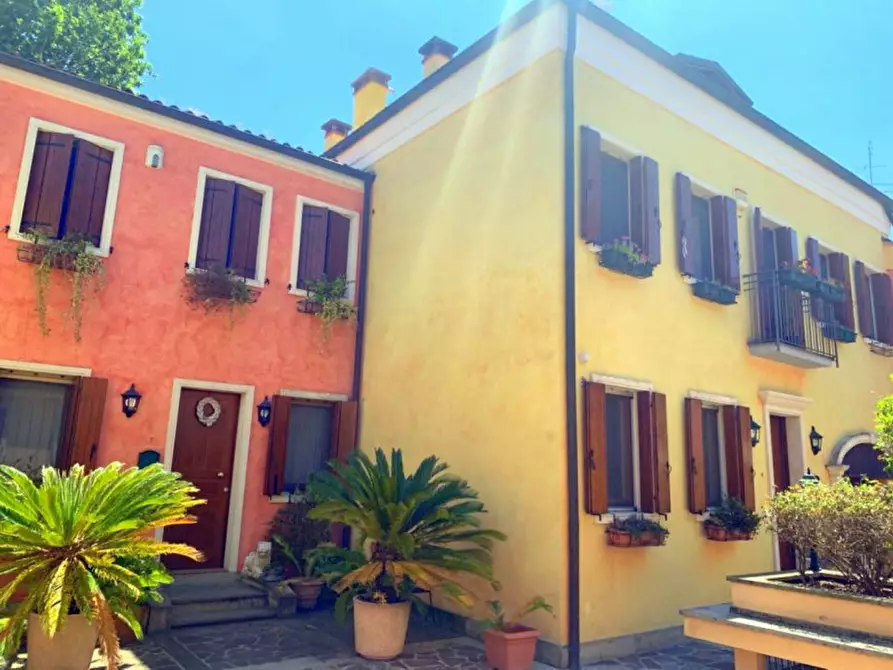 Immagine 40 di Villetta a schiera in vendita  in Via Euganea a Padova