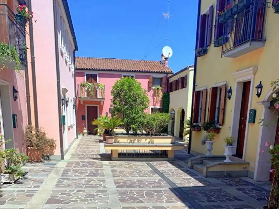 Immagine 58 di Villetta a schiera in vendita  in Via Euganea a Padova