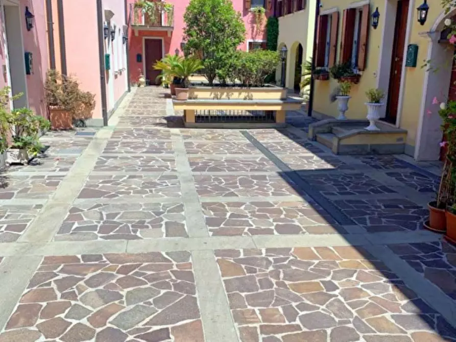 Immagine 61 di Villetta a schiera in vendita  in Via Euganea a Padova