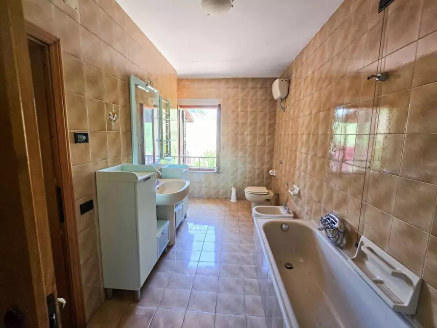 Immagine 24 di Casa bifamiliare in vendita  in Località Molino a Belforte All'isauro