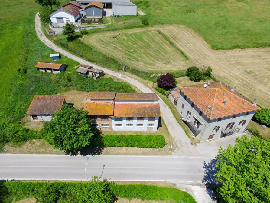 Immagine 50 di Casa bifamiliare in vendita  in Località Molino a Belforte All'isauro
