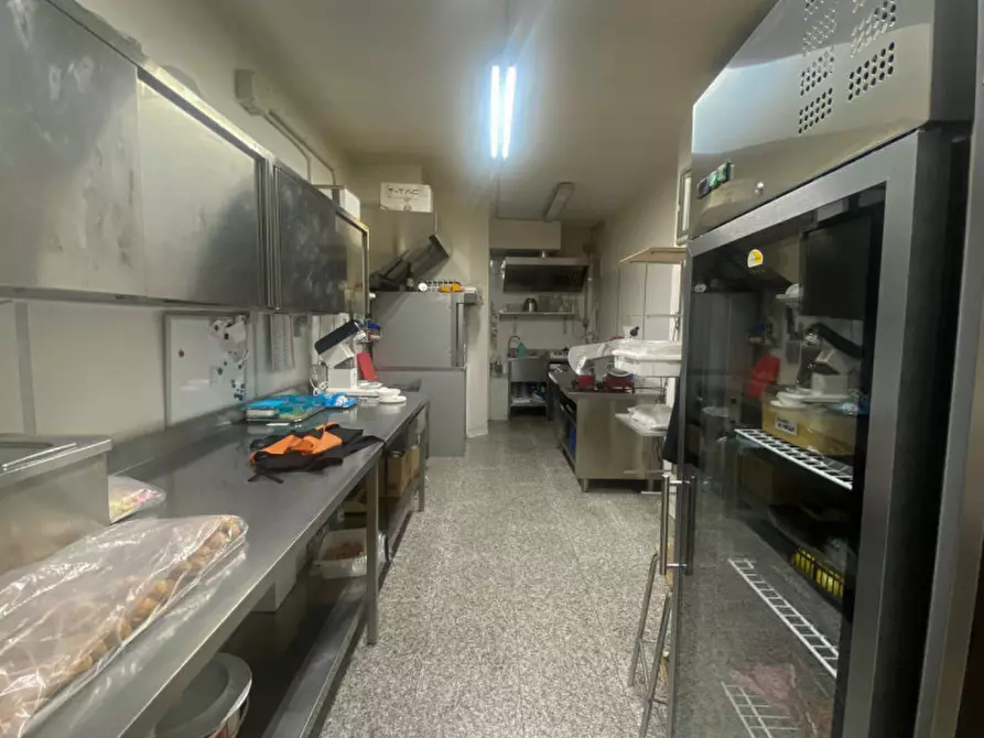 Immagine 20 di Attività commerciale in vendita  in Via Venti Settembre, 82 a Castelnovo Di Sotto