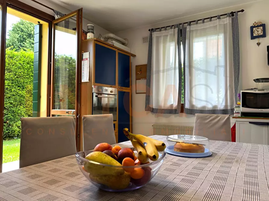 Immagine 4 di Casa trifamiliare in vendita  in Via Pisacane a Mestrino