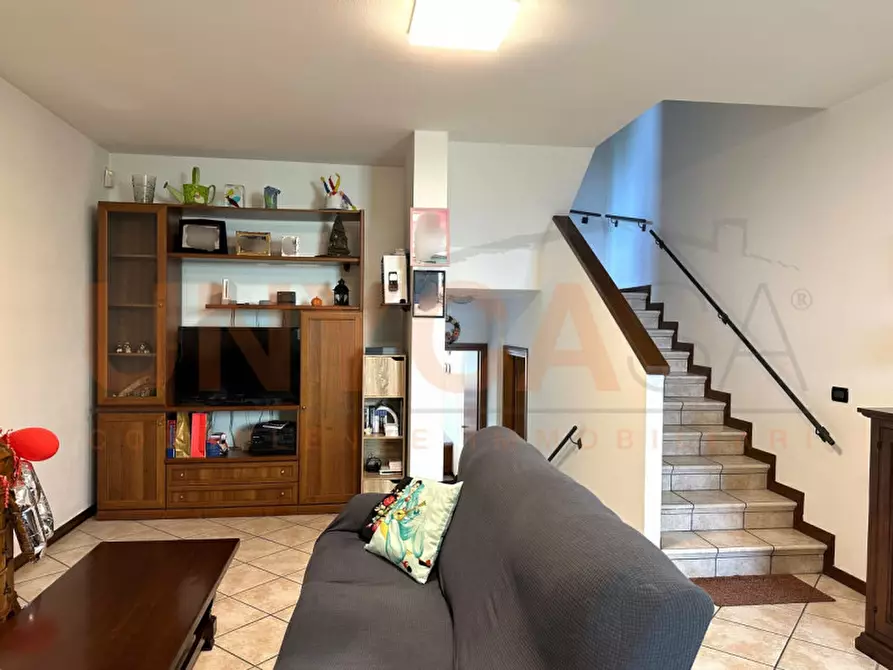 Immagine 7 di Casa trifamiliare in vendita  in Via Pisacane a Mestrino