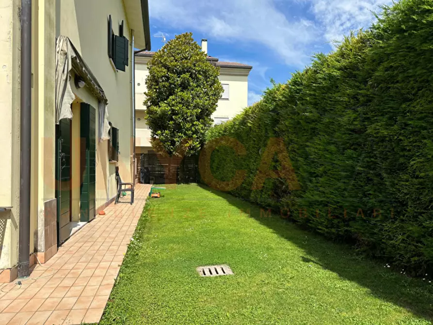 Immagine 23 di Casa trifamiliare in vendita  in Via Pisacane a Mestrino