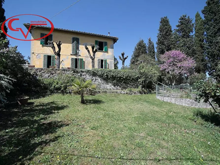 Immagine 3 di Villa in vendita  a Montevarchi
