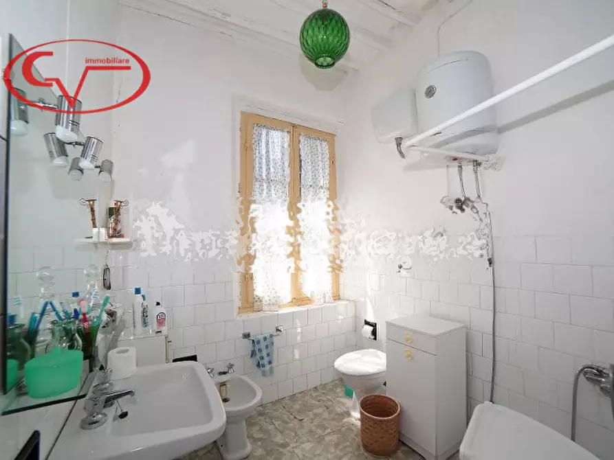 Immagine 7 di Villa in vendita  a Montevarchi