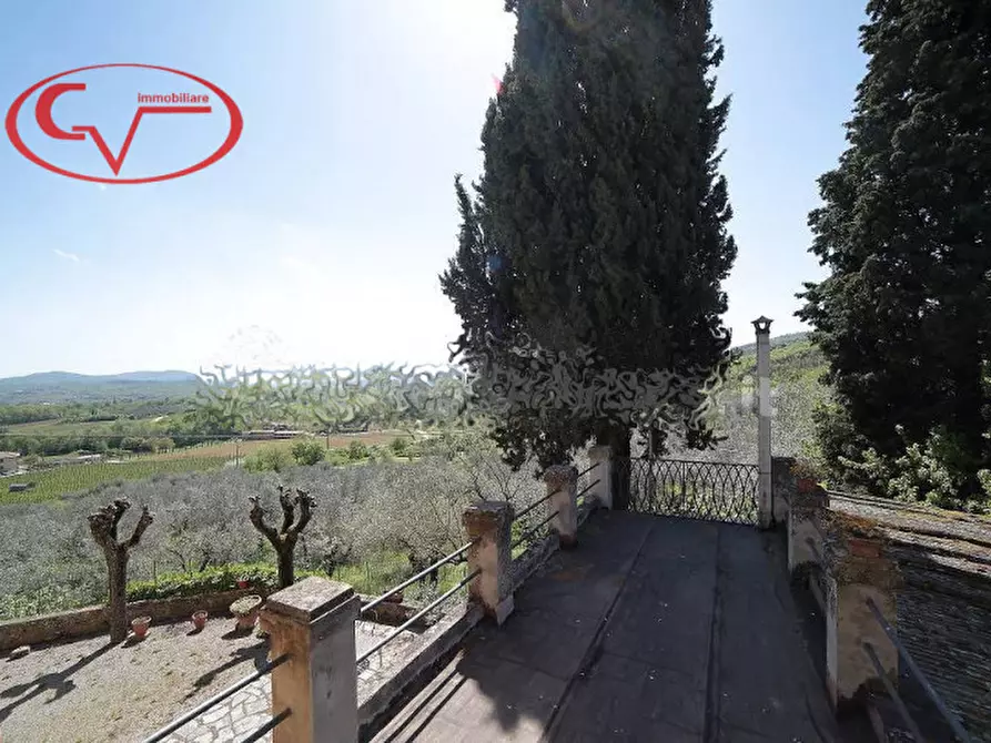 Immagine 14 di Villa in vendita  a Montevarchi
