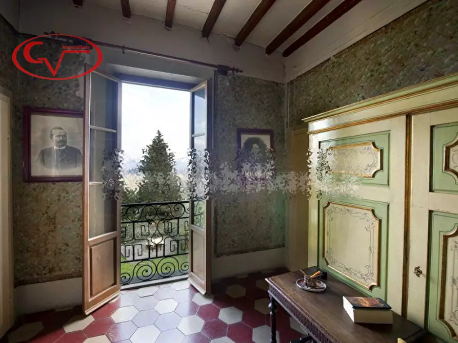 Immagine 15 di Villa in vendita  a Montevarchi
