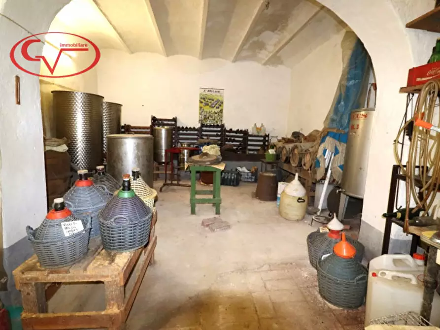 Immagine 46 di Villa in vendita  a Montevarchi