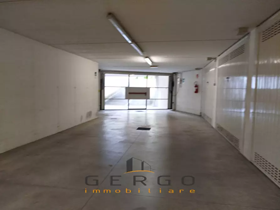Immagine 1 di Garage in vendita  in Via Jacopo Sansovino a Vittorio Veneto