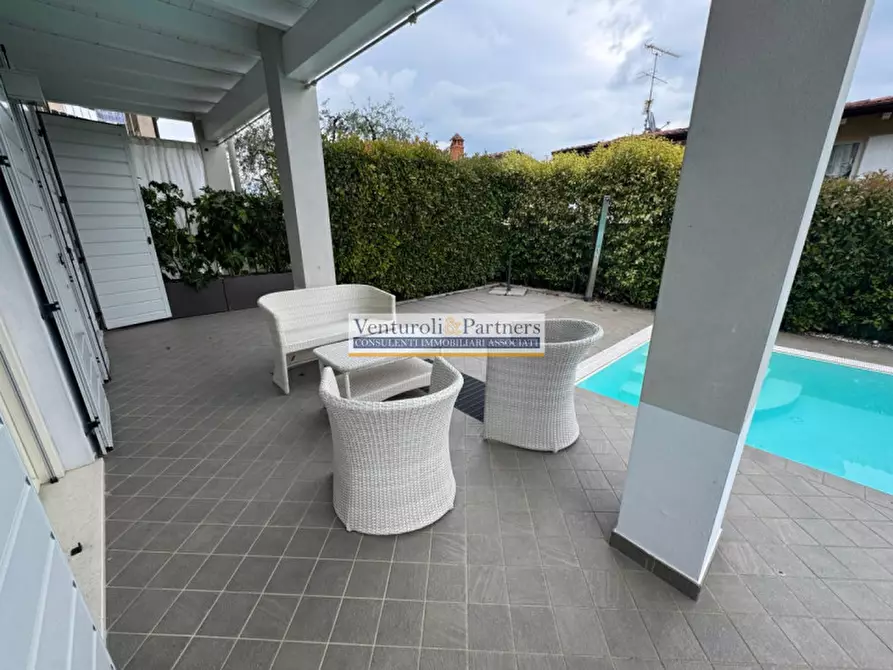 Immagine 6 di Villa in vendita  in Via Lago Lucone a Polpenazze Del Garda