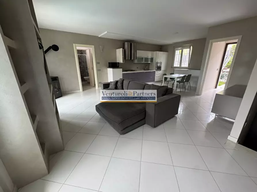 Immagine 8 di Villa in vendita  in Via Lago Lucone a Polpenazze Del Garda