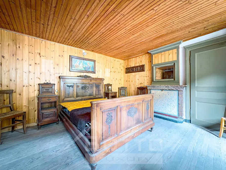 Immagine 3 di Casa indipendente in vendita  in Via delle Grazie a Campertogno