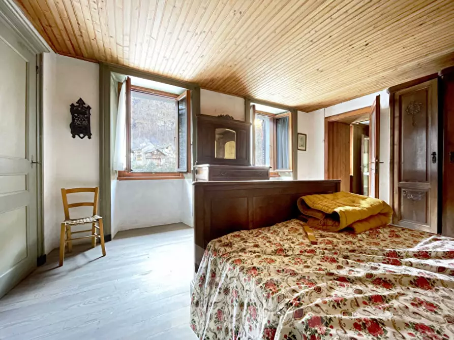 Immagine 6 di Casa indipendente in vendita  in Via delle Grazie a Campertogno