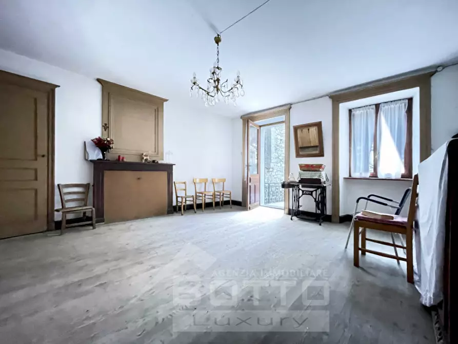 Immagine 7 di Casa indipendente in vendita  in Via delle Grazie a Campertogno