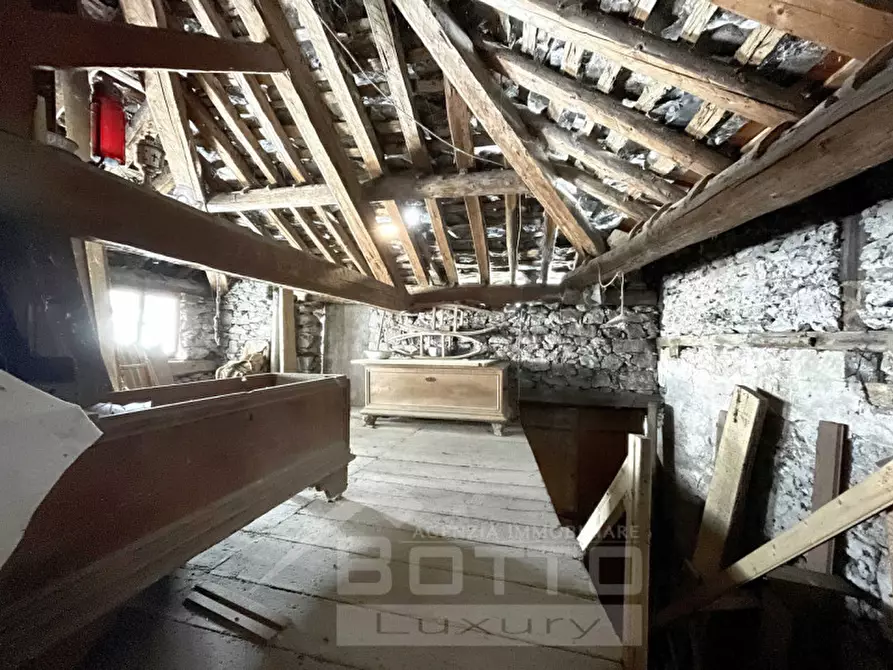 Immagine 8 di Casa indipendente in vendita  in Via delle Grazie a Campertogno