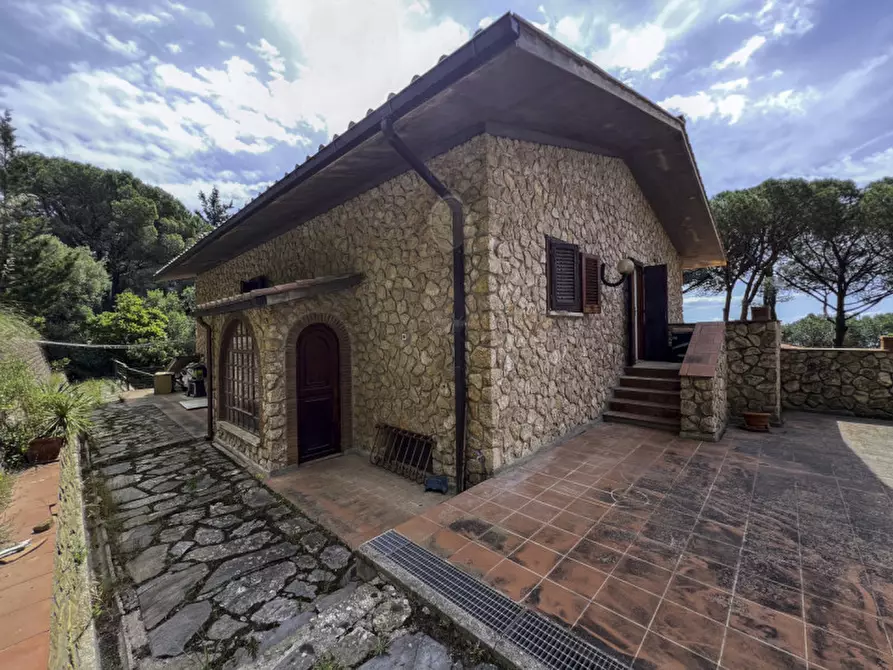 Immagine 43 di Villa in vendita  a Castiglione Della Pescaia