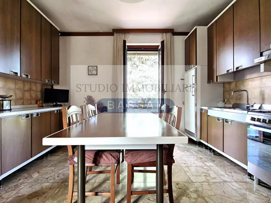 Immagine 22 di Villa in vendita  in Via Monte San Martino 15 a Gallarate