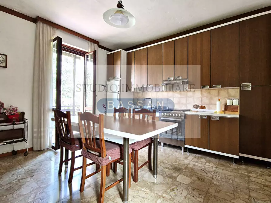 Immagine 23 di Villa in vendita  in Via Monte San Martino 15 a Gallarate