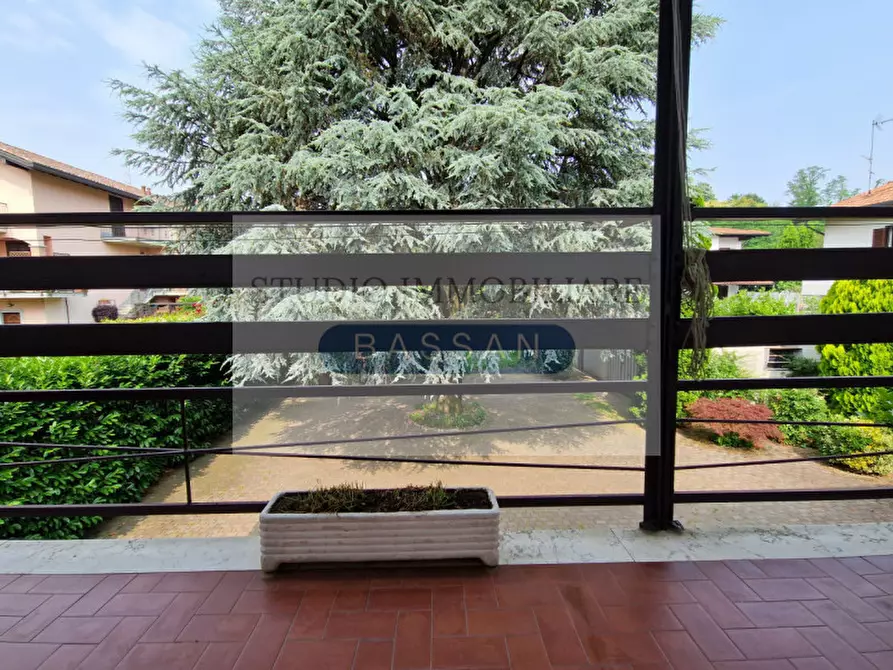 Immagine 24 di Villa in vendita  in Via Monte San Martino 15 a Gallarate