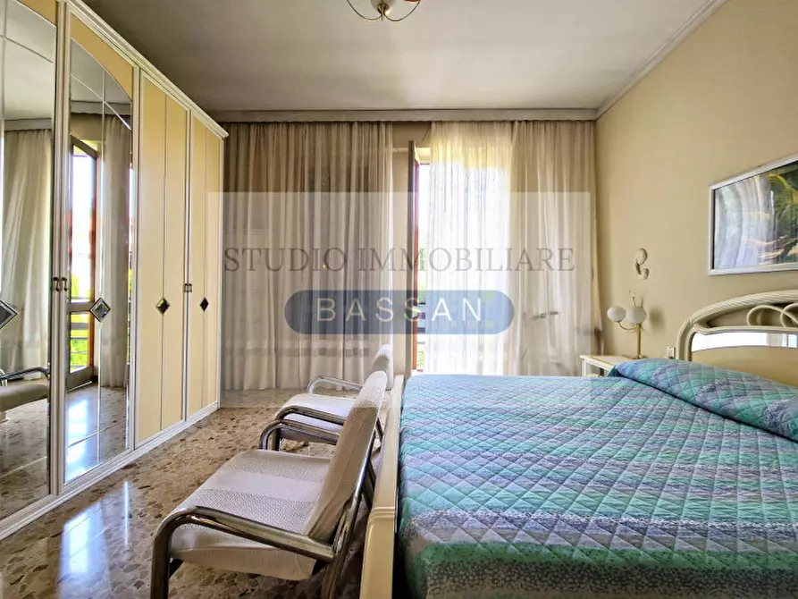 Immagine 35 di Villa in vendita  in Via Monte San Martino 15 a Gallarate