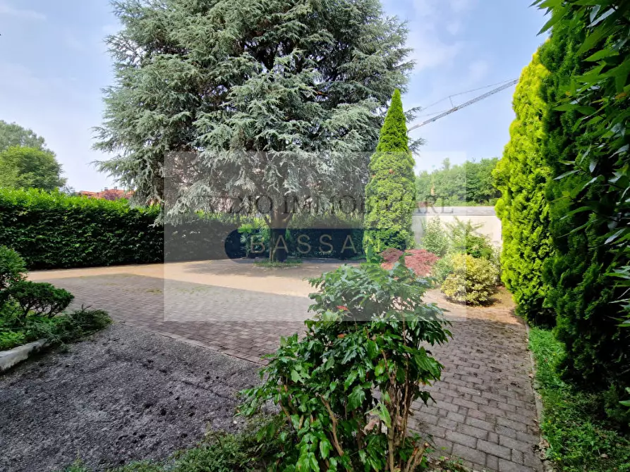 Immagine 45 di Villa in vendita  in Via Monte San Martino 15 a Gallarate
