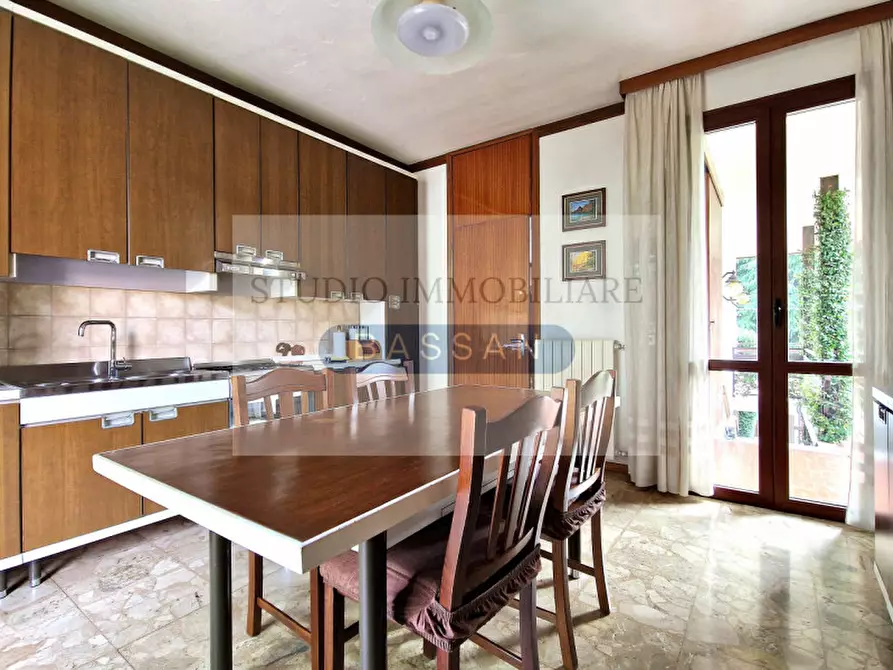 Immagine 47 di Villa in vendita  in Via Monte San Martino 15 a Gallarate