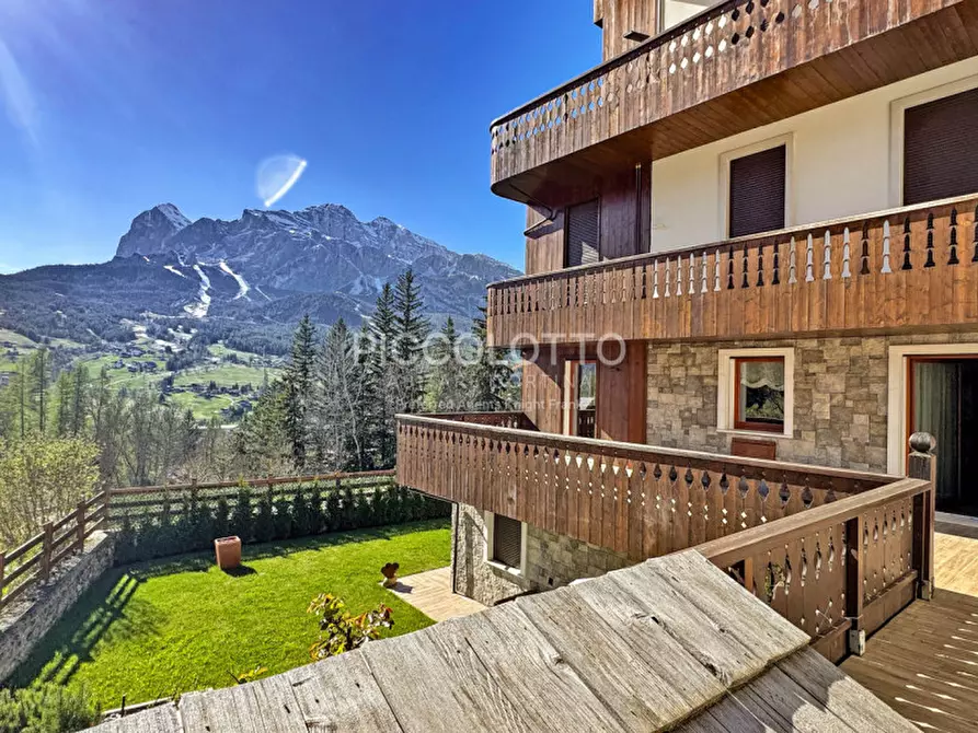 Immagine 2 di Appartamento in vendita  in località Pralongo a Cortina D'ampezzo