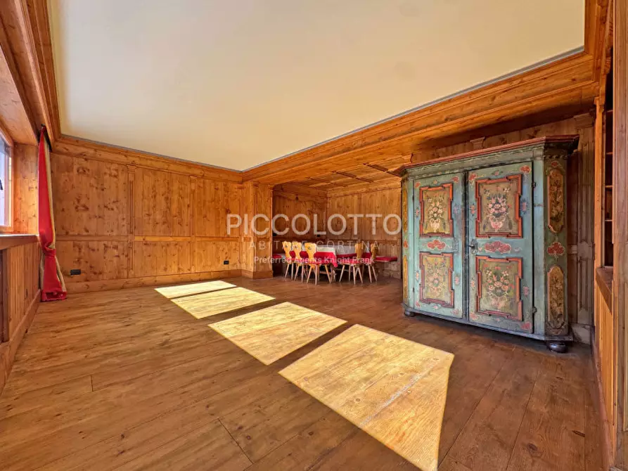 Immagine 7 di Appartamento in vendita  in località Pralongo a Cortina D'ampezzo