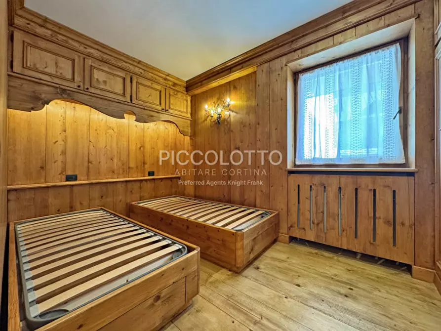 Immagine 12 di Appartamento in vendita  in località Pralongo a Cortina D'ampezzo