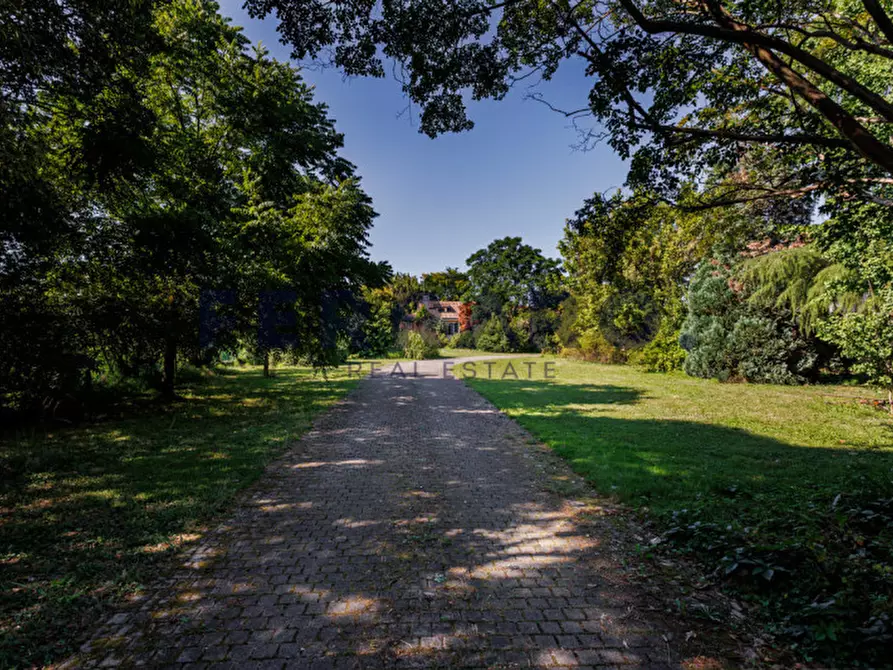Immagine 8 di Villa in vendita  in Via Monte Croce a Zero Branco