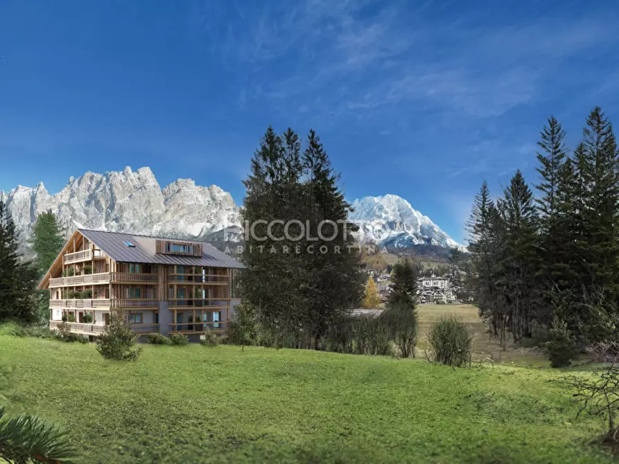 Immagine 7 di Appartamento in vendita  in località Ronco a Cortina D'ampezzo