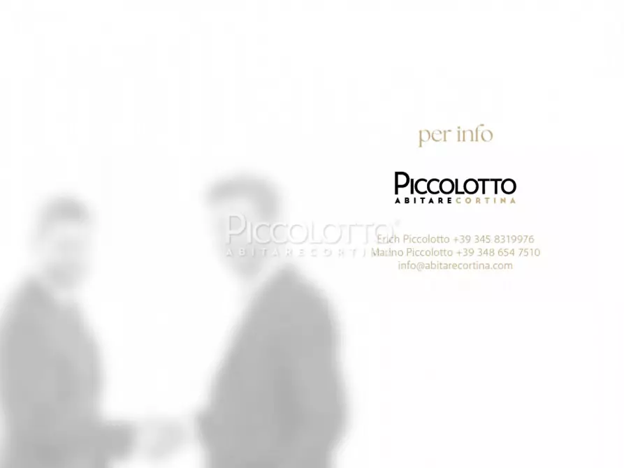 Immagine 15 di Appartamento in vendita  in località Ronco a Cortina D'ampezzo