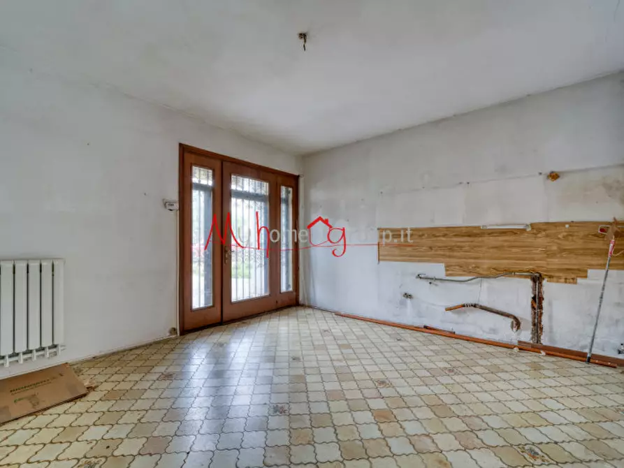 Immagine 1 di Villa in vendita  in Via Monteortone a Padova