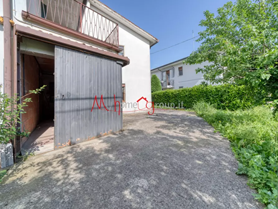 Immagine 27 di Villa in vendita  in Via Monteortone a Padova