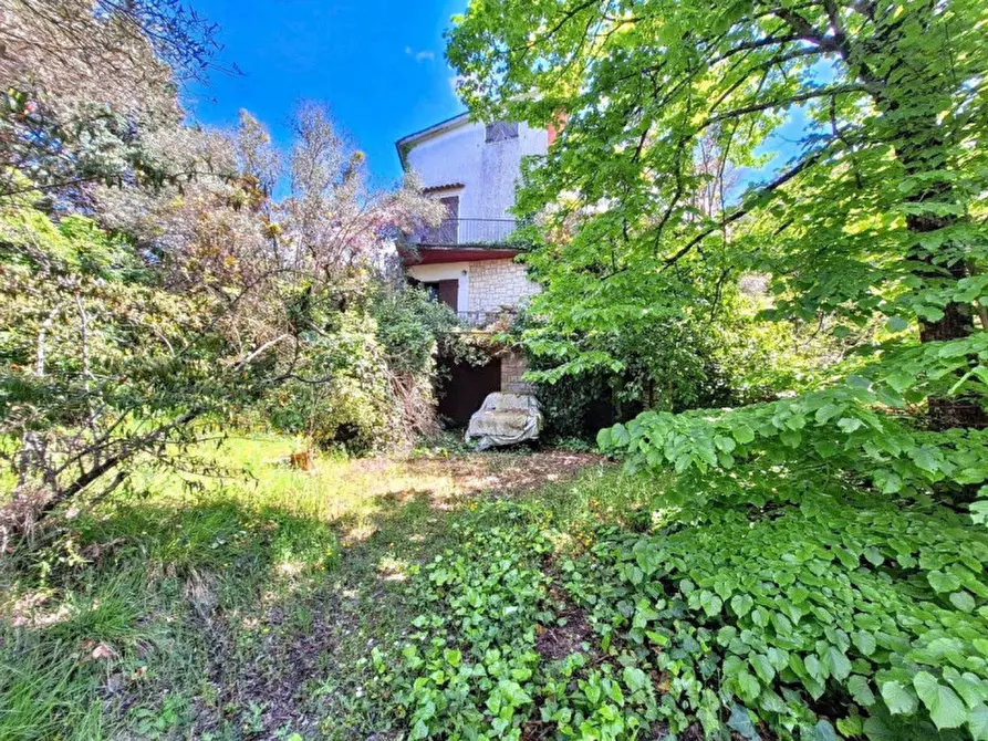 Immagine 3 di Villa in vendita  in Strada Ponte D'oddi, N. 267/B + 267/A a Perugia