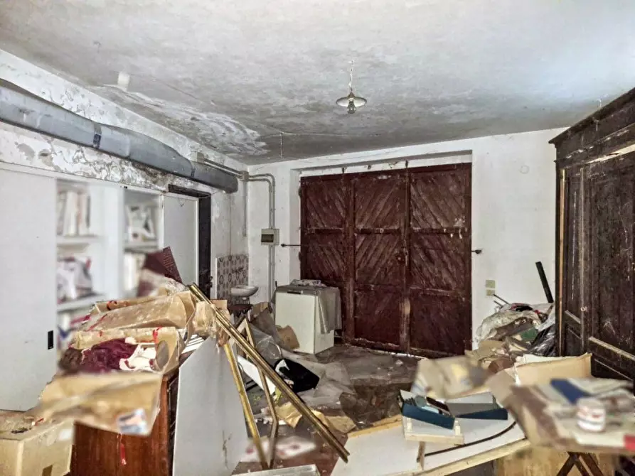 Immagine 4 di Villa in vendita  in Strada Ponte D'oddi, N. 267/B + 267/A a Perugia