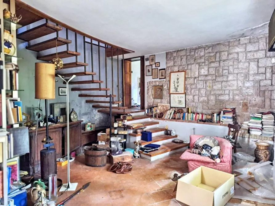 Immagine 6 di Villa in vendita  in Strada Ponte D'oddi, N. 267/B + 267/A a Perugia