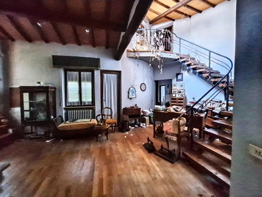 Immagine 8 di Villa in vendita  in Strada Ponte D'oddi, N. 267/B + 267/A a Perugia