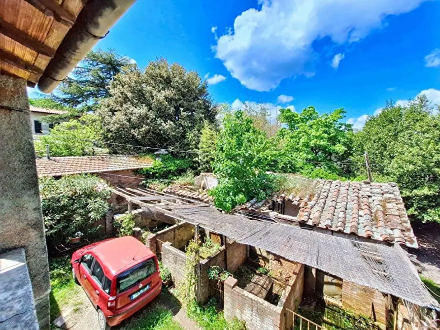 Immagine 15 di Rustico / casale in vendita  in Strada Ponte D'oddi, N. 267, 267/BIS e 267/A a Perugia