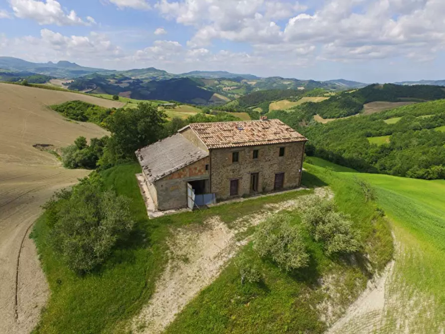 Immagine 9 di Rustico / casale in vendita  in Località Pirlo a Piandimeleto