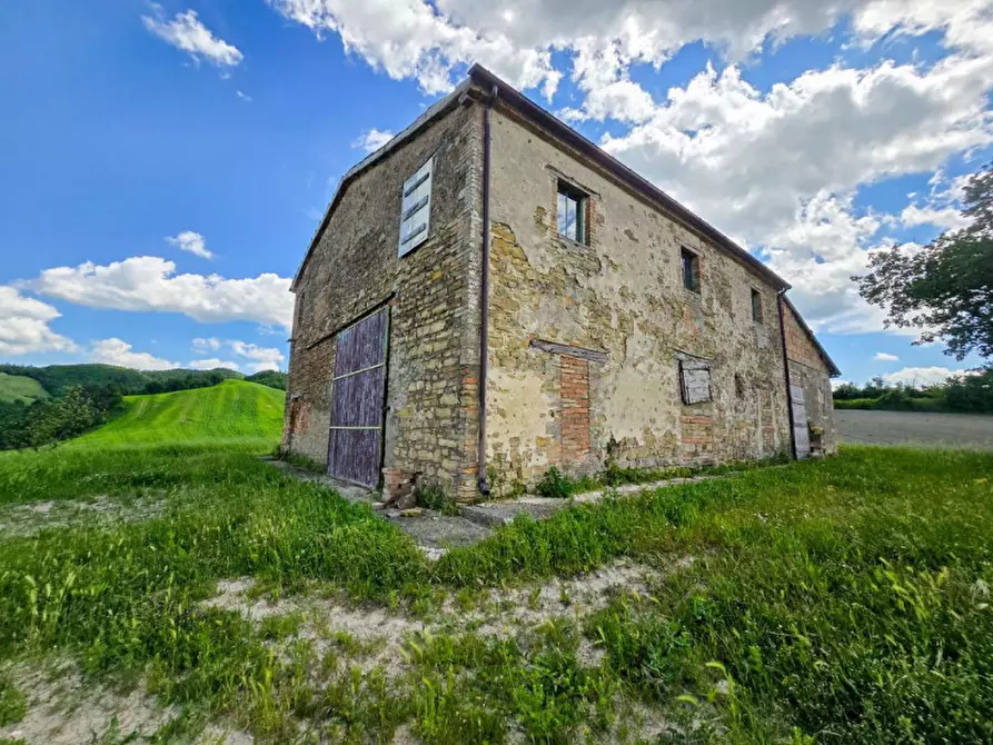 Immagine 18 di Rustico / casale in vendita  in Località Pirlo a Piandimeleto