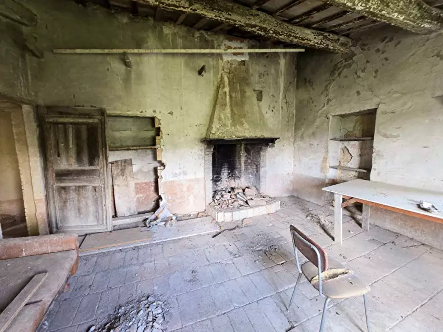 Immagine 25 di Rustico / casale in vendita  in Località Pirlo a Piandimeleto