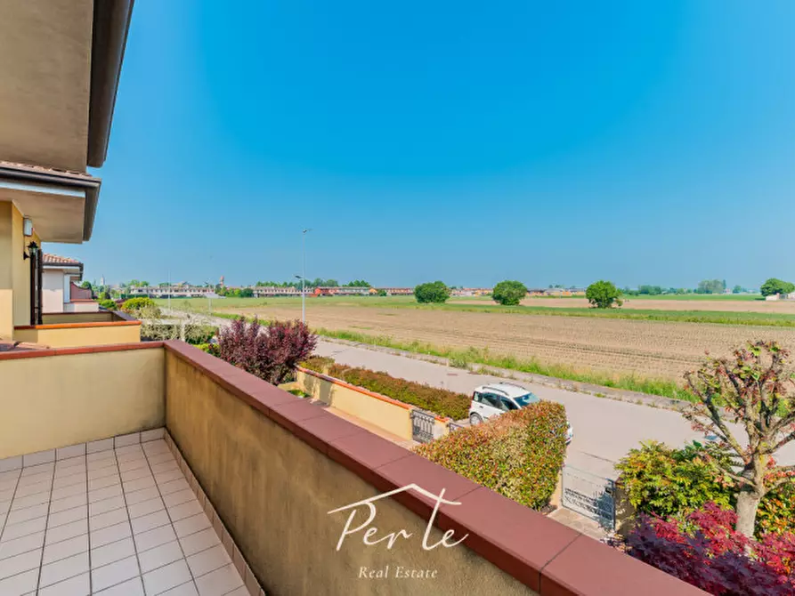 Immagine 32 di Casa bifamiliare in vendita  in via gioacchino rossini 78 a Marcaria