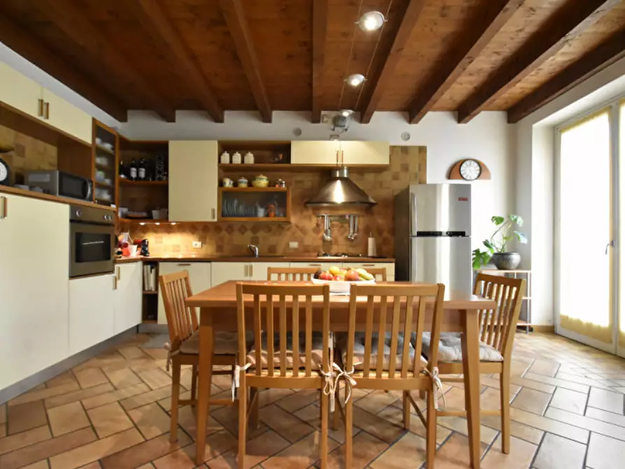 Immagine 4 di Villetta a schiera in vendita  in Via Bassone a Verona