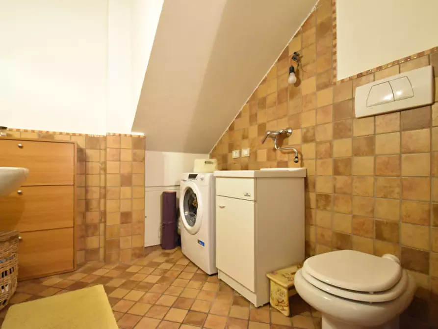 Immagine 7 di Villetta a schiera in vendita  in Via Bassone a Verona